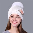 Gorro de invierno para mujer con pompón de piel 5