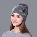 Gorro de invierno para mujer con pompón de piel 6