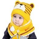 Gorro e cachecol de inverno para crianças com urso 7