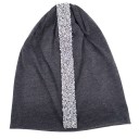 Gorro feminino com pedras brilhantes 5