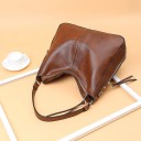 Grande borsa da donna a spalla con un manico e tracolla removibile Pelle sintetica Chiusura con zip Tasche con zip Dimensioni 35 x 28 x 13 cm 4