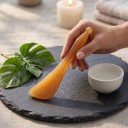 Gua sha -hierontatyökalu, 12 x 3,3 cm, käsin pidettävä kaarevalla päällä ja pallolla, meripihka, kasvojen ja kehon hierontaan 3