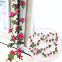 Guirlande avec des roses artificielles 5