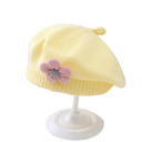 Gyerek kötött téli baret 1–3 év Polyester meleg baret 3D virággal Puha gyerek téli sapka elegáns kiegészítő 8
