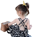 Gyermek lány nyári laza ruha margarétás mintával pántokkal és keresztbe tett hátrészel a legkisebbeknek nyári ünnepségekre és fényképezéshez fekete 2