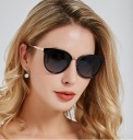 Γυναικεία ηλιακά γυαλιά E1898 1