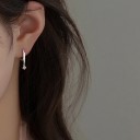 Γυναικεία κρεμαστά σκουλαρίκια με ζαφείρια 1