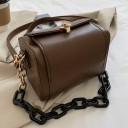 Γυναικεία μικρή τετράγωνη τσάντα 17,5 x 14 x 10 cm Τεχνητό δέρμα Καπάκι με μεταλλικό κούμπωμα Αλυσίδα και μακριά ζώνη στον ώμο 11