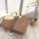 Γυναικεία μικρή τσάντα crossbody με καπάκι Πολλές εσωτερικές θήκες Ρυθμιζόμενο λουρί με αγκράφα Λείο PU δέρμα και πολυεστέρας 19 x 14 x 5 εκ. 6