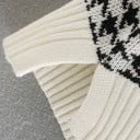 Γυναικεία πλεκτή oversize γιλέκα χωρίς μανίκια Ασπρόμαυρο σχέδιο κοτόπουλου Λαιμόκοψη V Κρεμ λωρίδες Βαμβάκι και πολυεστέρας 5