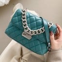 Γυναικεία ραφτή τσάντα crossbody με μαζική αλυσίδα και καπάκι Μεταλλικό κούμπωμα Μακριά αλυσίδα ώμου PU δέρμα 23 x 16 x 8 εκ. 4