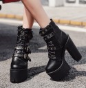 Γυναικείες punk ankle boots 4