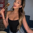 Γυναικείο crop top χωρίς τιράντες 2