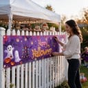 Halloweenský banner Happy Halloween S duchy a dýněmi 200 x 40 cm Polyester s kovovými očky Fialová dekorace na plot a verandu Párty cedule 3