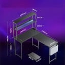 Herní stůl ve tvaru L s LED osvětlením dvojitá police 3 zásuvky a 2 USB porty 135 x 100 x 148 cm kovový rám dřevěná deska černý pro hráče 2