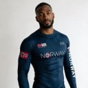 Herre kompressions T-shirt med lange ærmer og elastisk pasform med print af Norway og norske flag på brystet og ærmerne 5