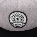 Herre snapback med øje 1