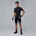 Herren Fahrradset Trikot mit kurzen Ärmeln und Shorts mit Polster 90 % Polyester und 10 % Lycra Schwarzes Trikot mit gelben Details 3