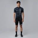 Herren Fahrradset Trikot mit kurzen Ärmeln und Shorts mit Trägern und Polster 90 % Polyester und 10 % Lycra Dunkelblau gestreift 3