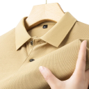 Herren Poloshirt mit kurzen Ärmeln Einfarbiges Design Knopfverschluss Kragen Baumwollmaterial Stilvolle Grundausstattung 14