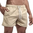 Herreshorts med brede, afslappede shorts og emoji-print. Tynde, løse sommershorts med en behagelig pasform. Stilfulde fritidsshorts til både hjemmet og udelivet. 10