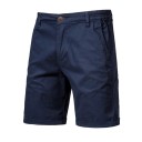 Herrshorts i bomull med resår i midjan. Avslappnade shorts i 100 % bomull med fickor. Bekväma, avslappnade shorts för sommaren i stan och hemma. 5