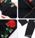 Højtaljede damejeans med blomster - Sort 3