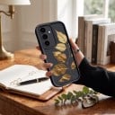 Holdbar silikonecover til Samsung Galaxy A25 med tryk af gyldne blade Hævet ramme omkring kameraet Hævede kanter ved skærmen Dækkede knapper 9