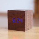 Houten tafelklok 15
