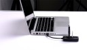 Hub USB 2.0 com 4 portas e indicador LED azul Expansão de portas para portátil e computador de secretária Hub compacto preto com cabo 8