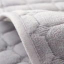 Husa de catifea pentru canapea 90 x 160 cm cu model în carouri și antiderapant, protecție din flanel pufos, lavabilă la mașină 30