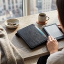 Husa flip pentru cititorul de cărți electronice de 6 inch pentru Kindle 4 și Kindle 5 cu închidere magnetică și protecție 7