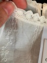 Hvid damebluse med lange ærmer 5