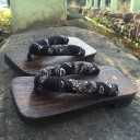 Infradito in legno da uomo 10