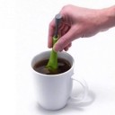 Infuser with Piston for Loose Leaf Tea in a Cup Chamber with Flip-Top Sieve Piston for Pressing Leaves Green Plastic Dimensions 18 x 4 x 2 cm 4