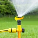 Irrigatore da giardino 360° con angolo regolabile e attacco per tubo da 1/2" con picchetto per un'irrigazione efficace 2