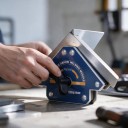 Irrotettava hitsausmagnetti FM3-M Kulmat 45, 90 ja 135 astetta Kantavuus 50 kg Mitat 16 x 10,8 x 3,9 cm Sininen Työpajaan 2