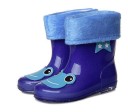 Isolierte Kinderstiefel 2