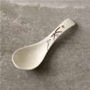 Japanilaistyylinen keittolusikka 6