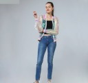 Jaqueta bomber feminina leve e transparente com brilho perolado iridescente Fecho com zip Gola, punhos e bainha em riscas pastel de malha 3