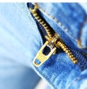 Jeans pour femmes avec des franges blanches 10