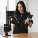 Jeweller's Stereomicroscope 53.3 x 68.6 x 17.8 cm with 0.7x to 4.5x Zoom, White Head and Multi-Directional Arm for Setting Stones 2