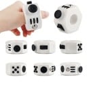 Jouet antistress pour doigt pour occuper les mains Bague Fidget avec boutons et commutateur Corps hexagonal en plastique ABS 6 x 3,2 x 5