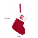 Joulusukka 15 x 25,7 cm Punainen koristeellinen sukka valkoisella reunalla ja ripustuslenkillä Brodeerattu kirjain R Joulukoriste 2