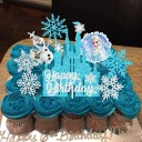 Juego de 8 decoraciones para tartas con personajes de castillo y copos de nieve, con purpurina azul y blanca, para fiesta de cumpleaños. 5