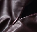 Jupe crayon en simili cuir Coupe élégante et étroite Coutures verticales Fente en bas Fermeture éclair Surface légèrement brillante 5