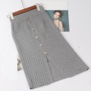 Jupe en tricot pour femmes avec des boutons 6