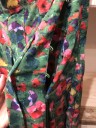 Jupe femme avec des fleurs et une fente 4