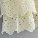 Jupe mini en dentelle beige pour femmes 2