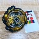 Kampkæde til kampe Adskillelig i tre dele med aftagelig spids Metal og plast Gyldent og mørkeblåt design Diameter ca. 5,5 cm 2
